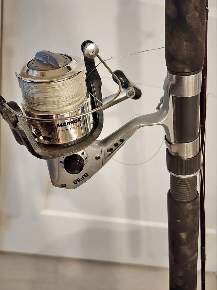 Fishing Rod & Reel Combo – Great Condition!