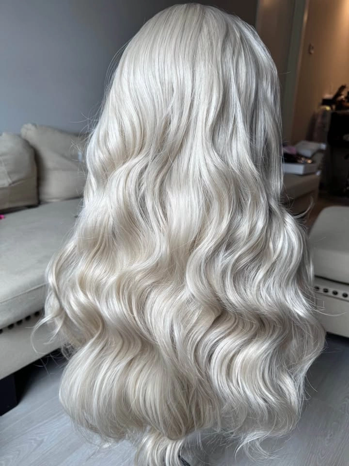 Luxury Blonde Wig on Sale Synthetic Hair Lacefront - photo 3