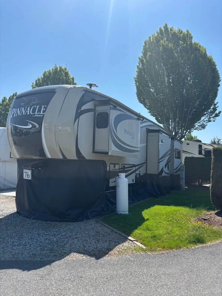 2017 Jayco Pinnacle 36rsqs - photo 2