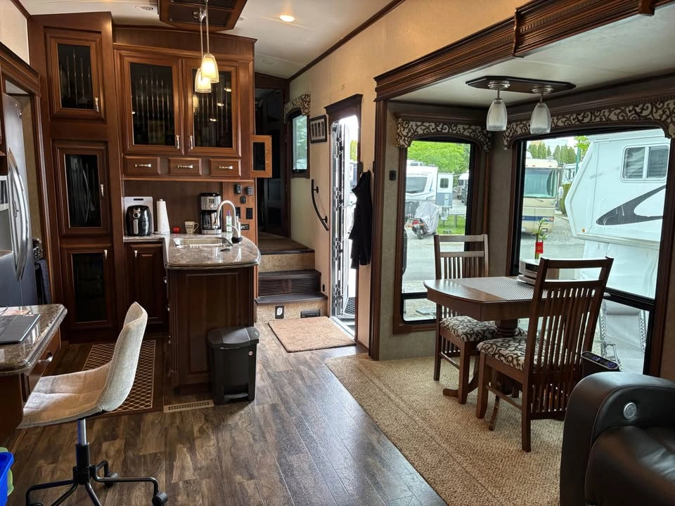 2017 Jayco Pinnacle 36rsqs - photo 4