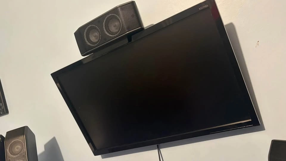 High Tier Gaming PC + Gaming Setup (Shoot me offers!) - photo 5
