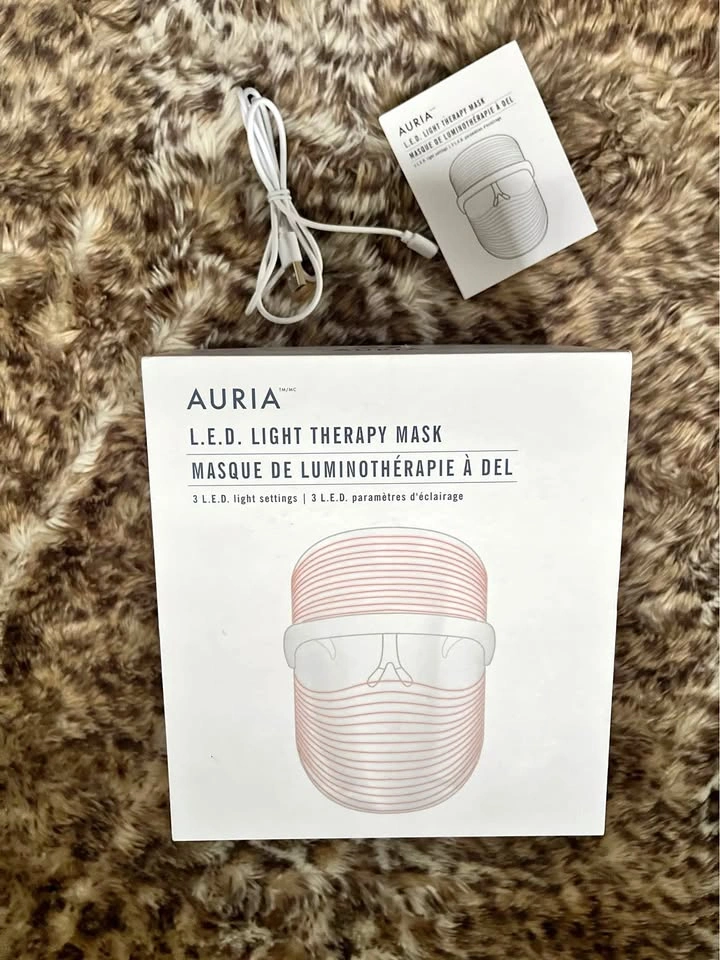 Auria LED face mask