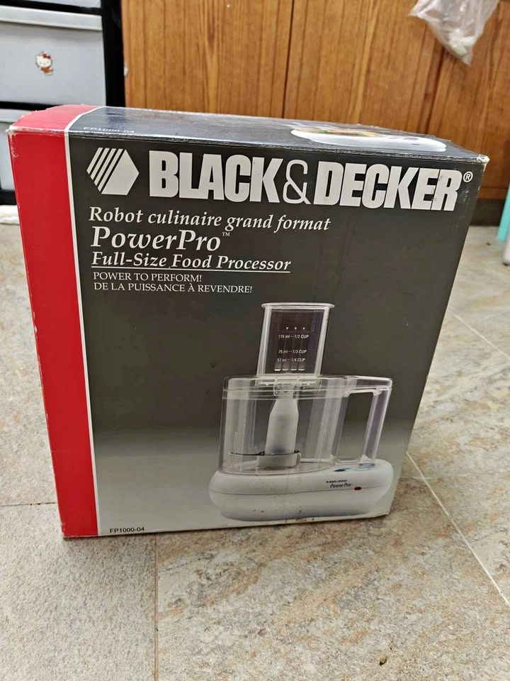 Brand New: Black & Decker PowerPro 6-Cup Food Processor
