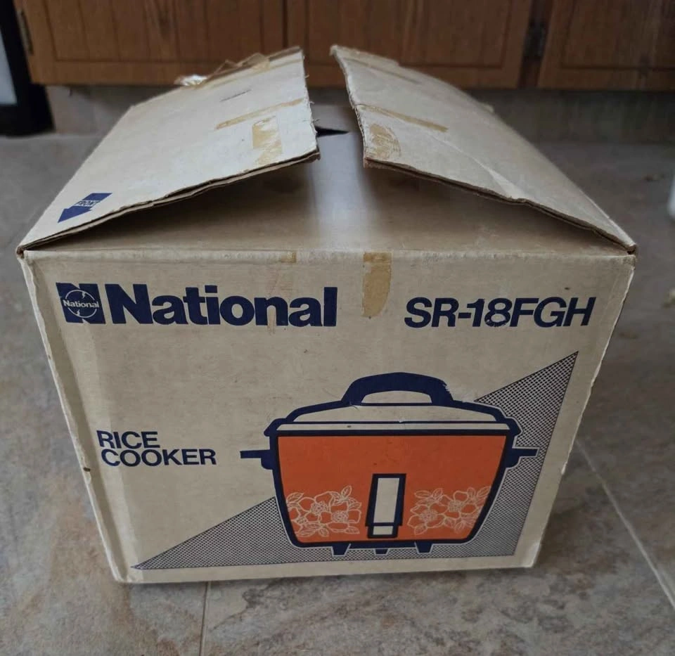 Vintage National Panasonic 10-Cup Rice Cooker Floral - photo 2