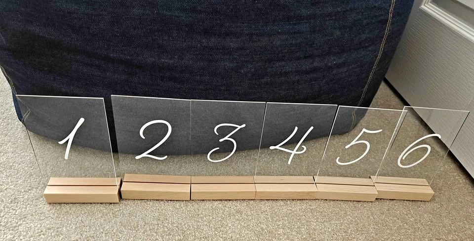 Clear Acrylic Wedding Table Numbers (1–6) with Wooden Stands