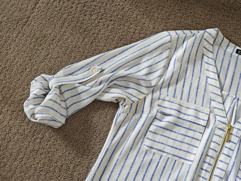 Express Women Shirt - Stripe Roll Up Sleeve Front Zip - Size XS - photo 2