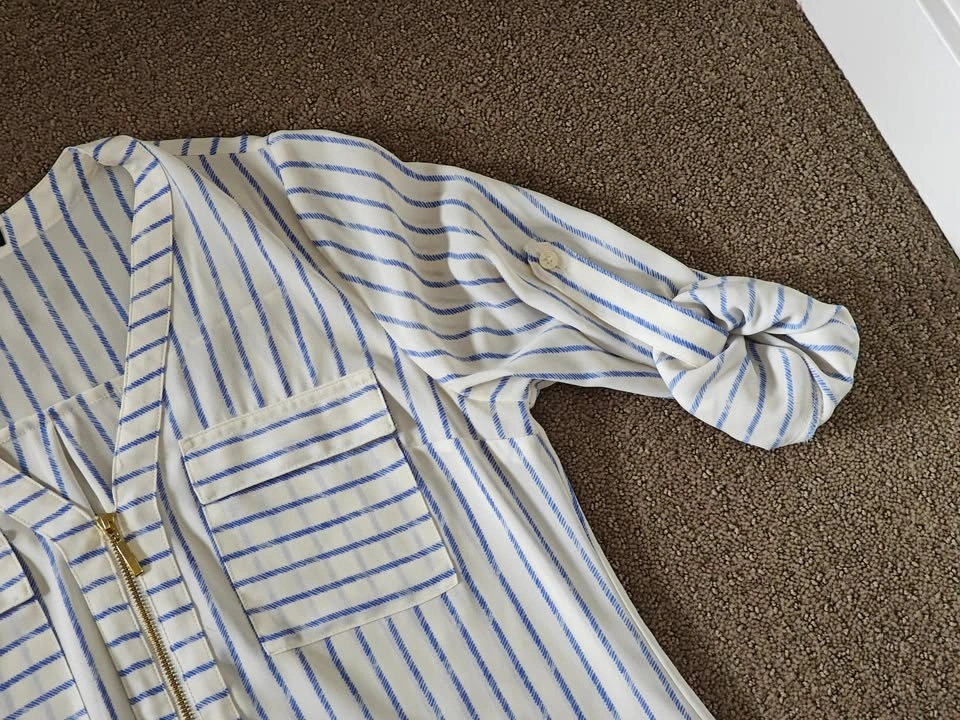 Express Women Shirt - Stripe Roll Up Sleeve Front Zip - Size XS - photo 4