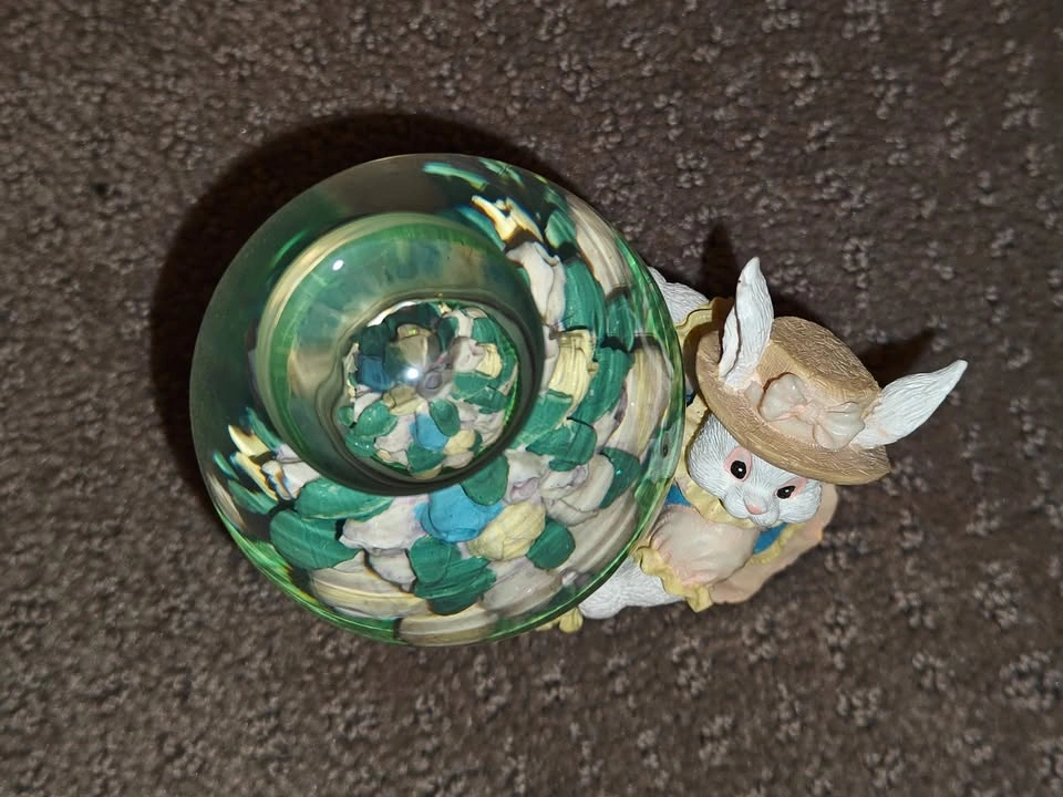 Easter Bunny Egg Water Globe / Snow Globe Decoration - photo 5