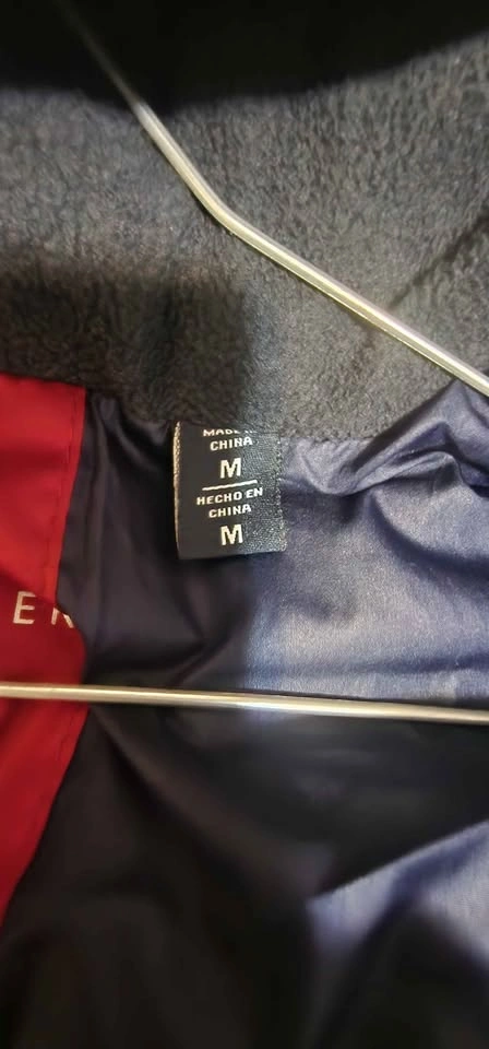 Tommy Hilfiger Colorblock Puffer Jacket with Hood – Size Medium - photo 5