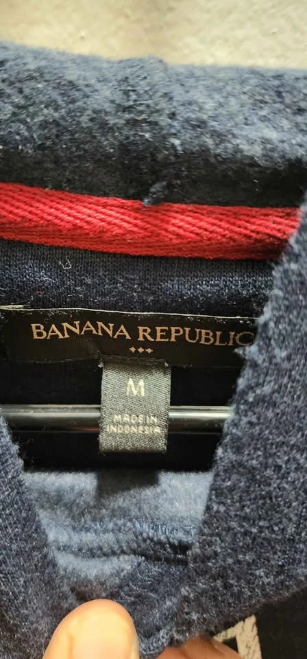 Banana Republic Graphic Logo Hoodie – Navy Blue – Size Medium - photo 3