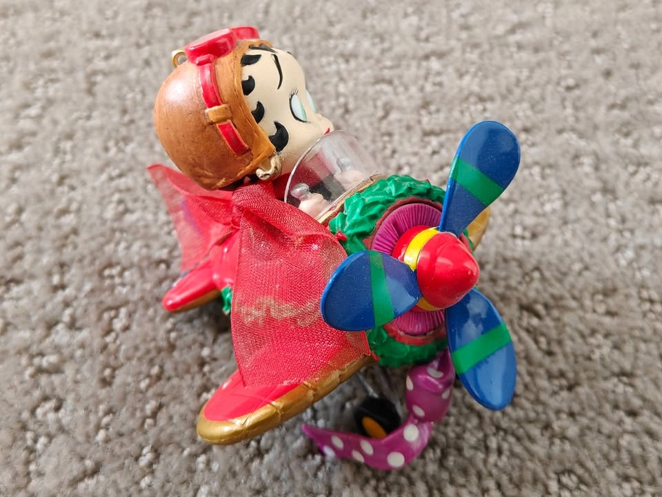Betty Boop Carlton Christmas Ornament - Perky Pilot - photo 3