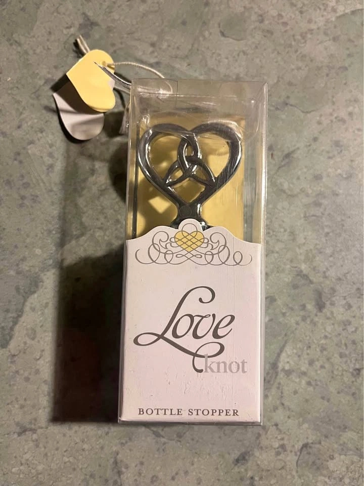 Love Knot Bottle Stopper