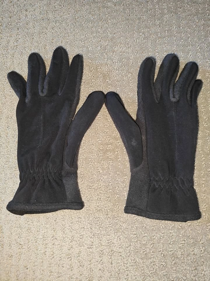 Women's Black Winter / Sport Gloves - Size: Large (Medium Fit) - photo 2