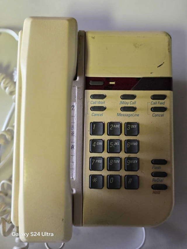 Nortel CallPilot 100 Phone