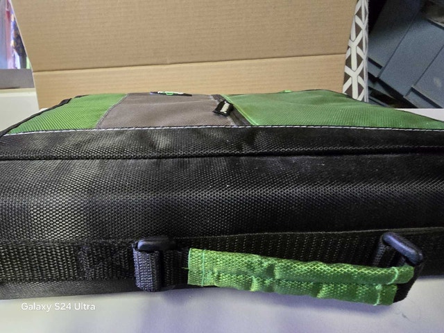 Case-It Zipper Binder - photo 2