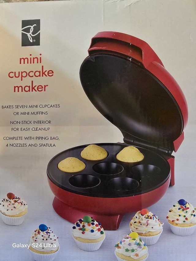 New PC Mini Cupcake Maker