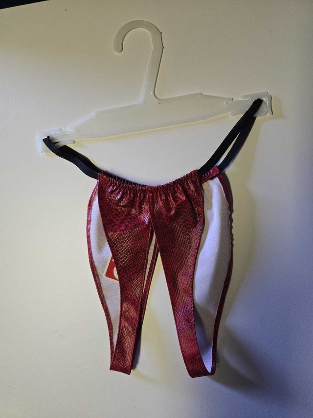 Split thong