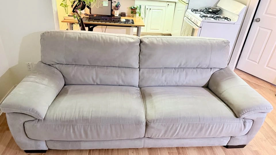 3-Seater Sofa – Like New - photo 4