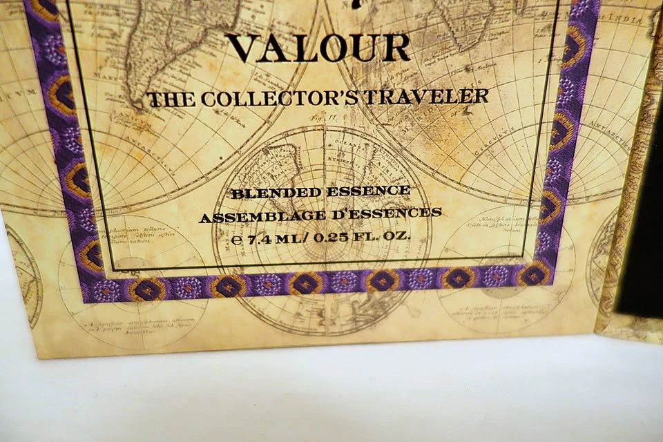 Robert Graham Valour 7.4ml Perfume w/ Magnetic Metal Case - photo 2
