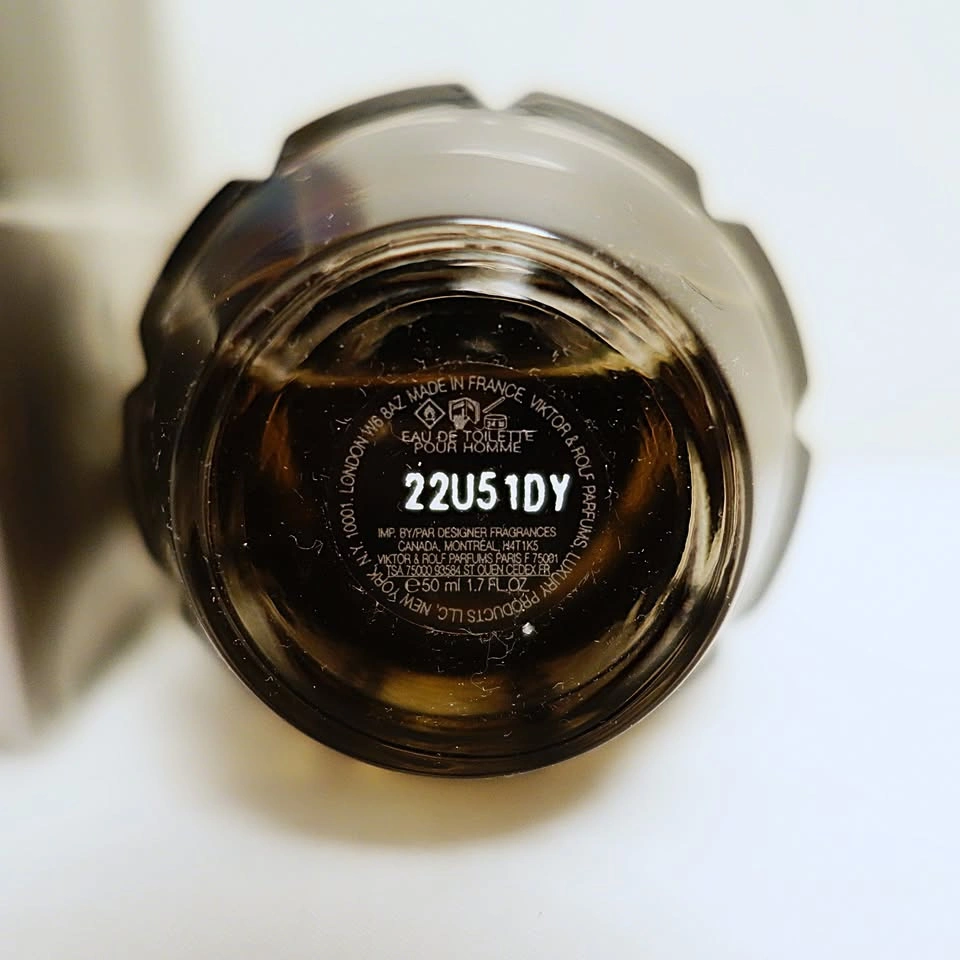 100% Original Viktor&Rolf Spicebomb 50ml EDT Perfume (85% remain - photo 2