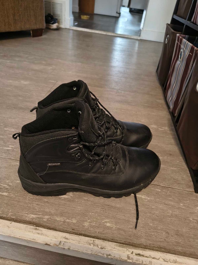Nortiv8 Boots sized 13 - photo 2