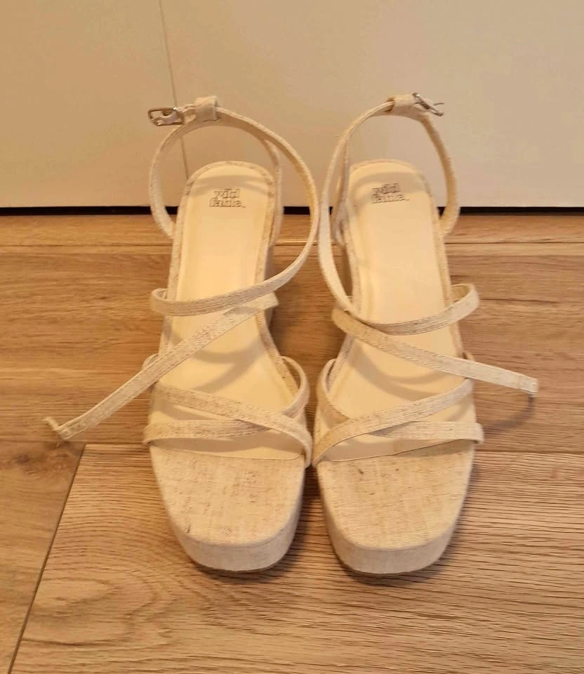Summer wedges size 9.5