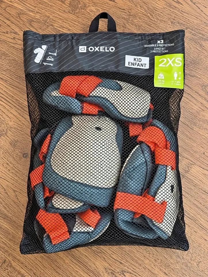 Moving Sale – Oxelo Kids’ Protective Pad Set – 2XS