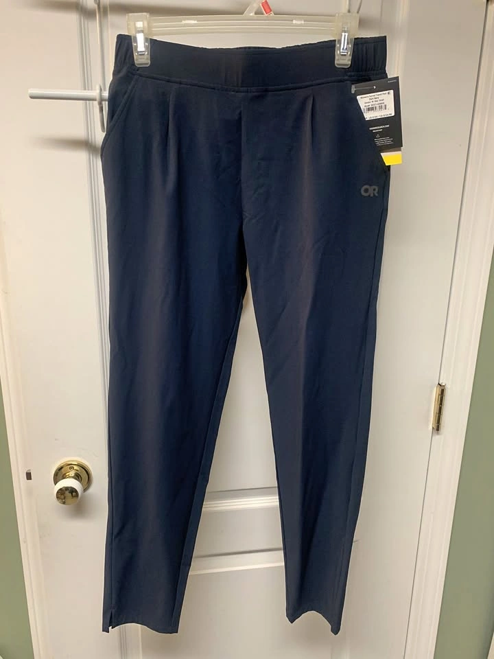 Women’s Brand New Outdoor Research Small Capri and Pant