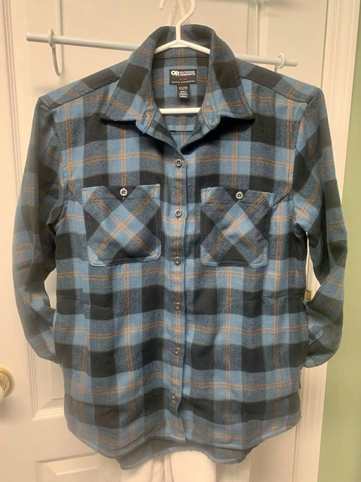 Women’s XS Outdoor Research Flannels