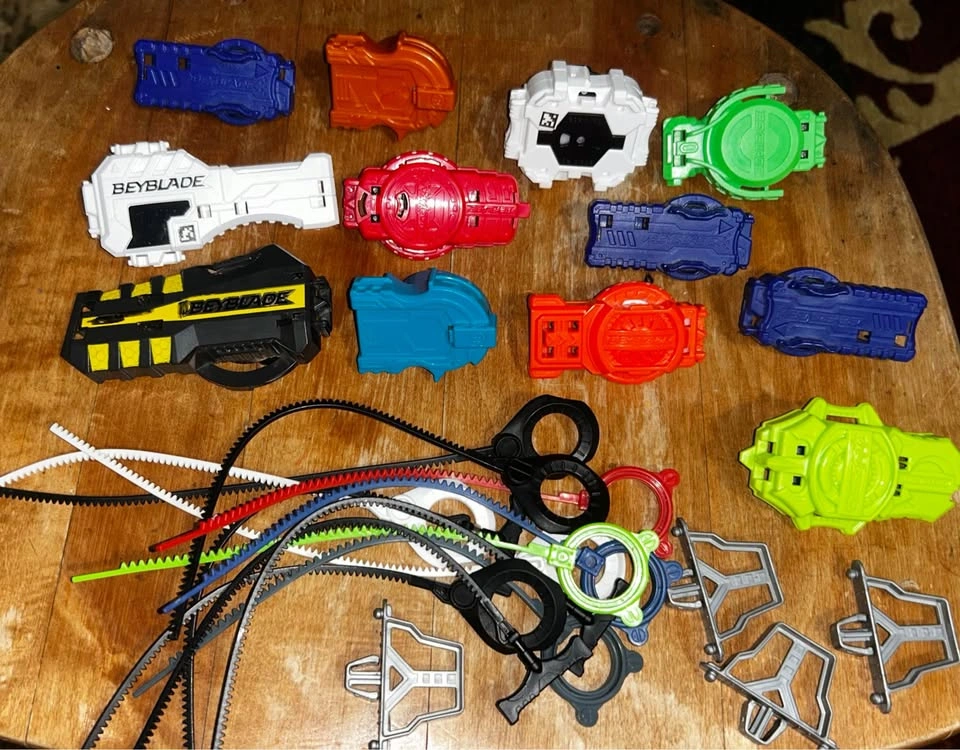 Huge Beyblade Collection Lot - 25+ Tops, Launchers & More - photo 3