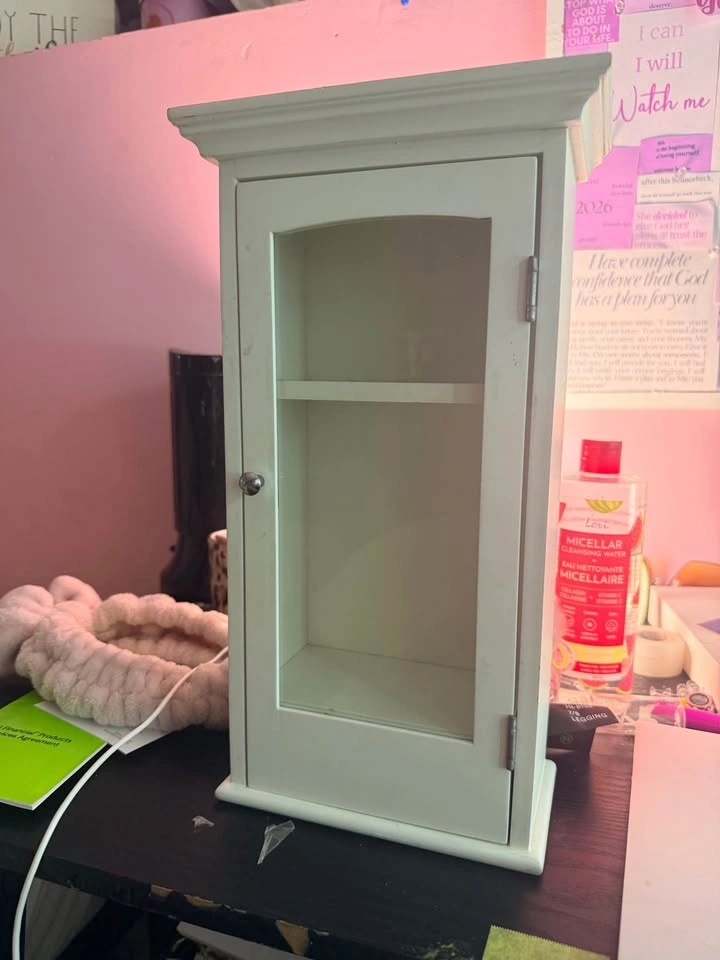 Small White wood cabinet glass door - photo 4