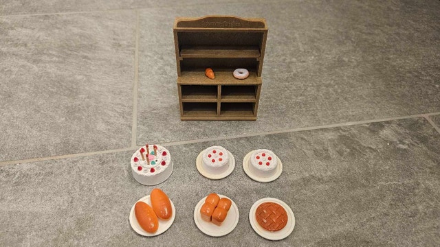 Sylvanian Families Bakery Furniture and Food