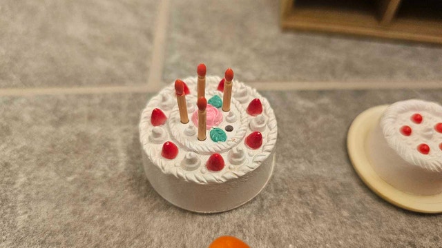 Sylvanian Families Bakery Furniture and Food - photo 3