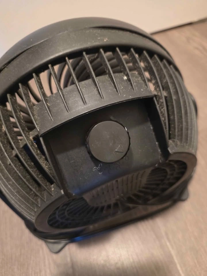 2 Compact 9" Air Circulator Fans – $10 for Both - photo 5