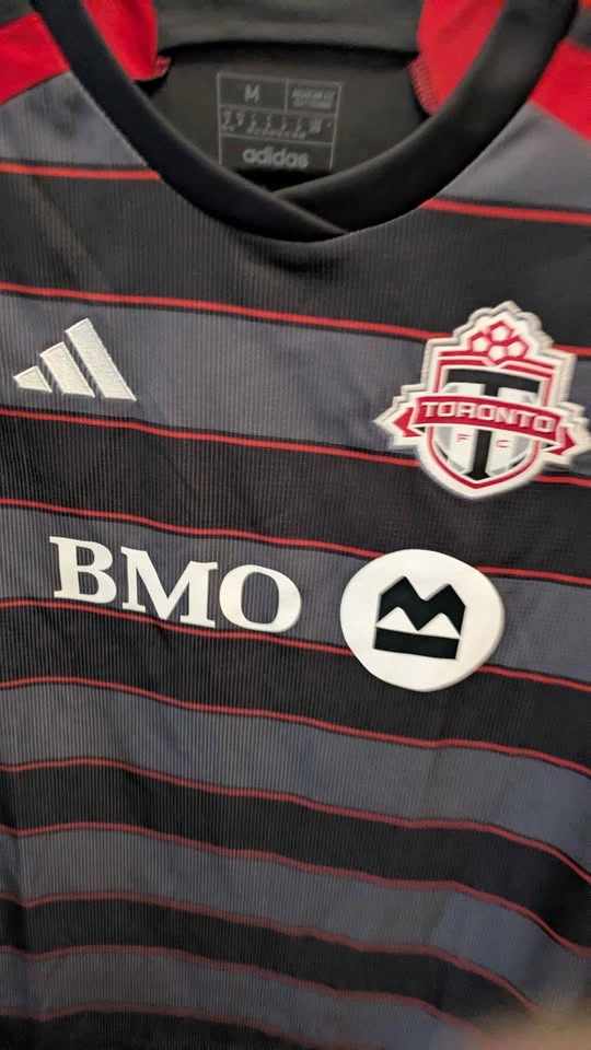 Brand New Boys Adidas Toronto FC 2023/24 Home Jersey - photo 2