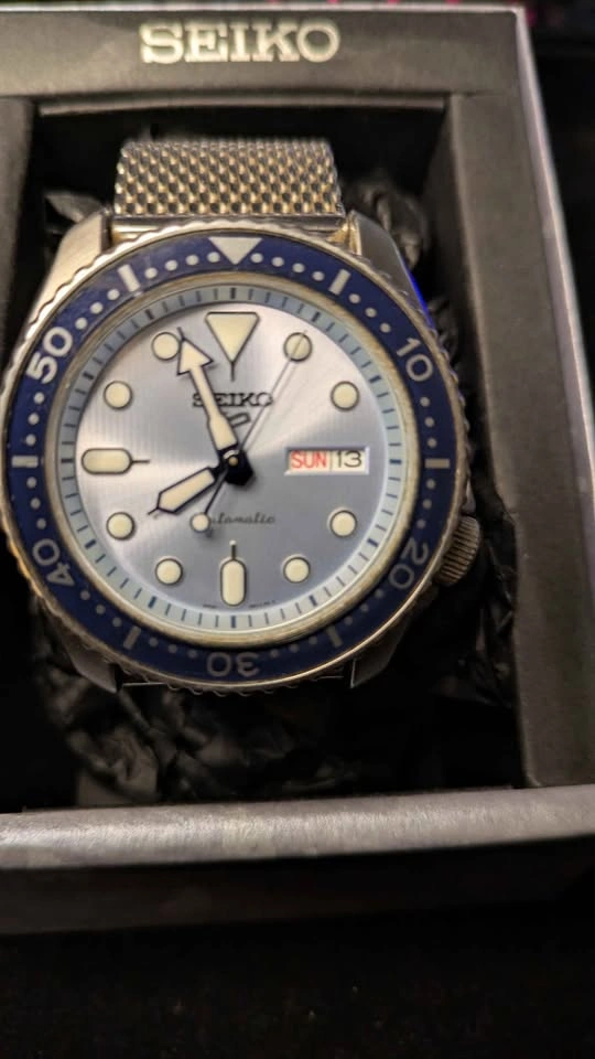 Seiko 5 Sports SRPE77K1 Automatic Blue Bezel Silver Dial Watch - photo 3