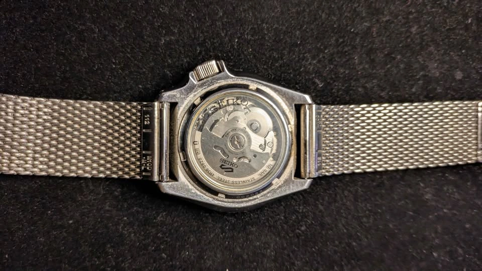 Seiko 5 Sports SRPE77K1 Automatic Blue Bezel Silver Dial Watch - photo 4
