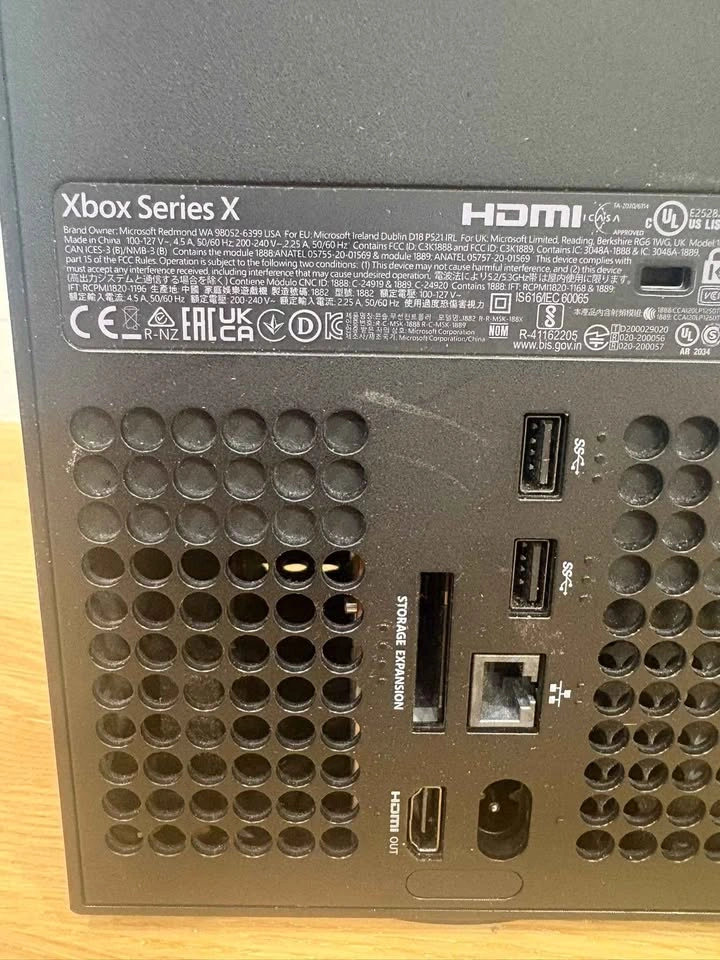 XBOX Series X 1TB with 2TB HDD, 7 Controllers, and 12 Games - photo 5