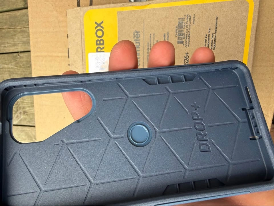 OtterBox Commuter Series Case for Samsung Galaxy S26 Plus - photo 2