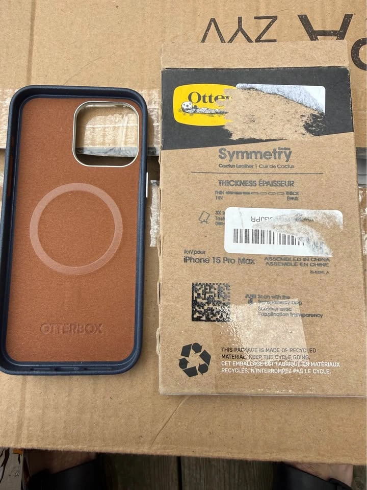 OtterBox Symmetry Series Cactus Leather iPhone 15 Pro Max Case - photo 2