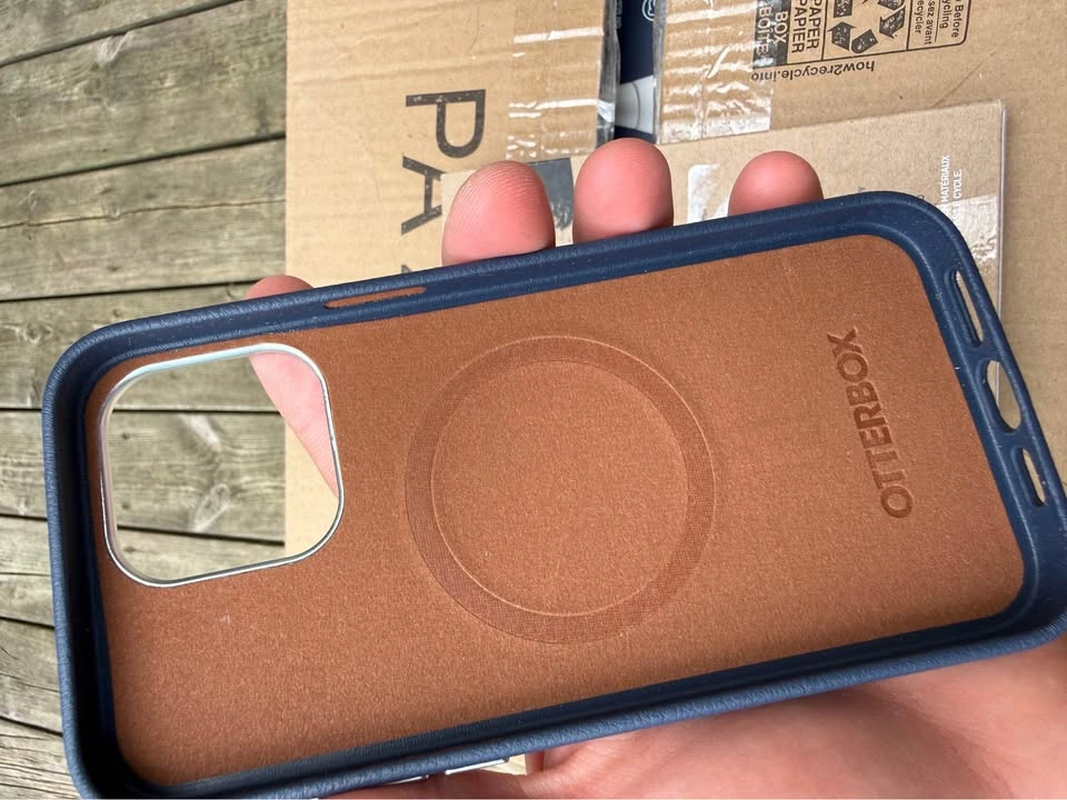 OtterBox Symmetry Series Cactus Leather iPhone 15 Pro Max Case - photo 5