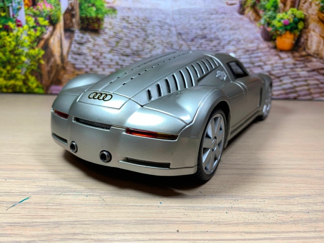 1:18 Brand New Audi Supersportwagen Rosemeyer Diecast Model - photo 4