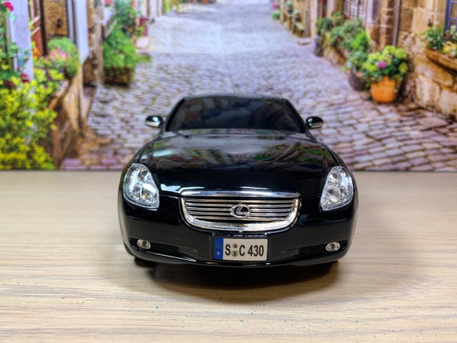 1:18 Brand New Lexus SC 430 Custom Low Motion Diecast - photo 3