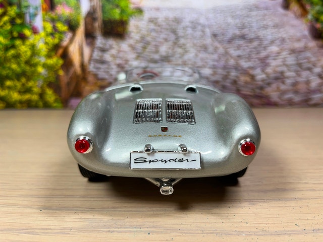 1:18 Brand New Porsche 550A Spyder diecast collectible sport car - photo 5