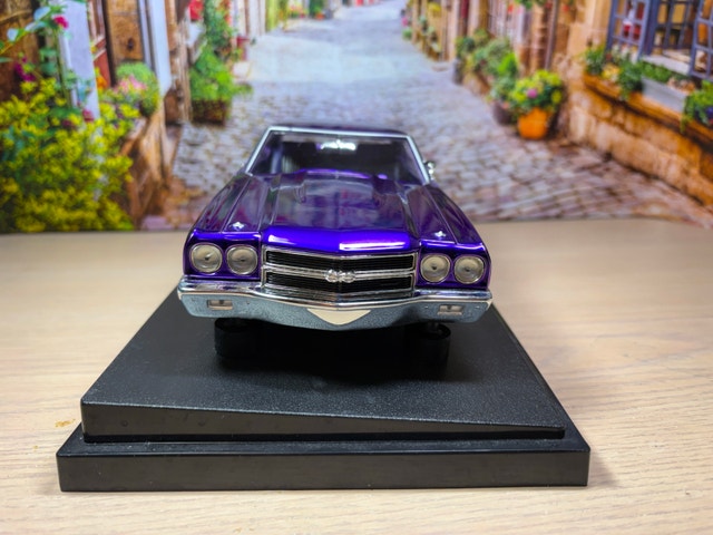 1:18 1970 Chevrolet Chevelle SS | Special Chrome Purple NO BOX - photo 2