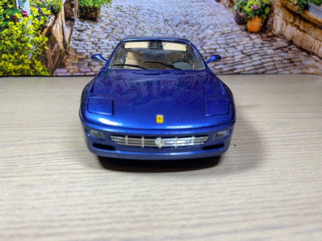 1:18 Made in Italy 1992 Ferrari 456 GT diecast model car - photo 2
