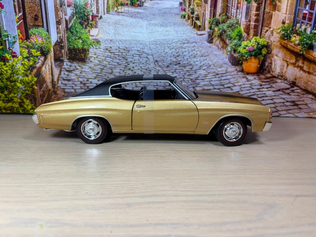 1:18 Brand New 1971 Chevrolet Chevelle SS454 Sport Coupe - photo 4