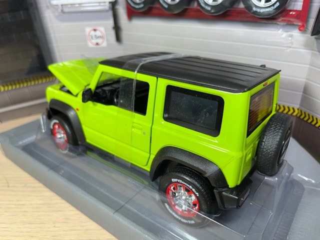 1:18 Brand New Diecast SUV Suzuki Jimny w Off-Road Refitting kit - photo 5