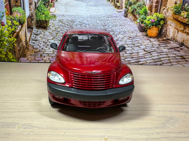 1:18 Brand New Chrysler PT Cruiser diecast Model Car - photo 2