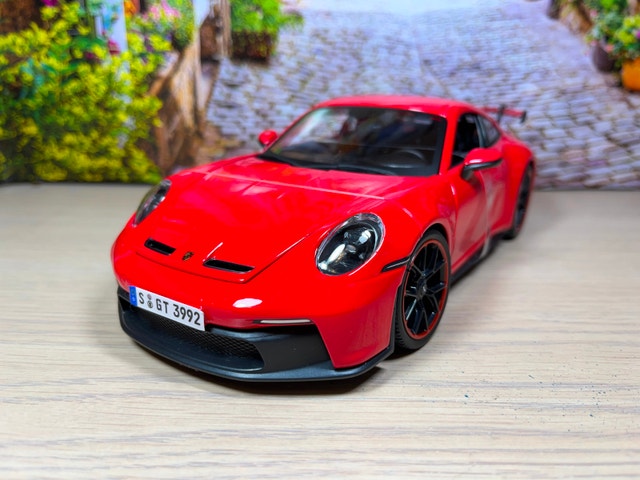 1:18 Brand New 2022 Porsche 911 GT3(992) diecast model